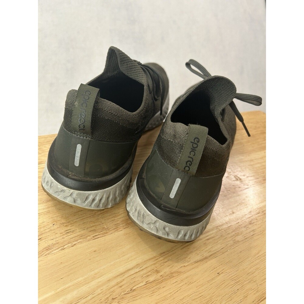 Nike Epic React Flyknit Cargo Khaki Men 9.5 Olive Green Running Shoes AQ0067-300 - Picture 4 of 9
